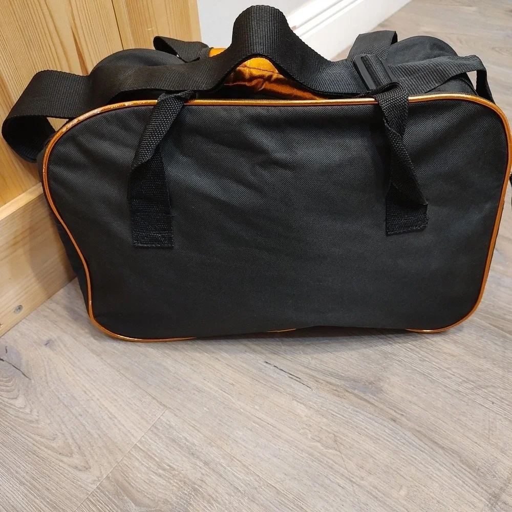 Star Wars Duffle BB 8 Orange‎ Black R2D2 Spaceships Intergalactic Stud Bottom